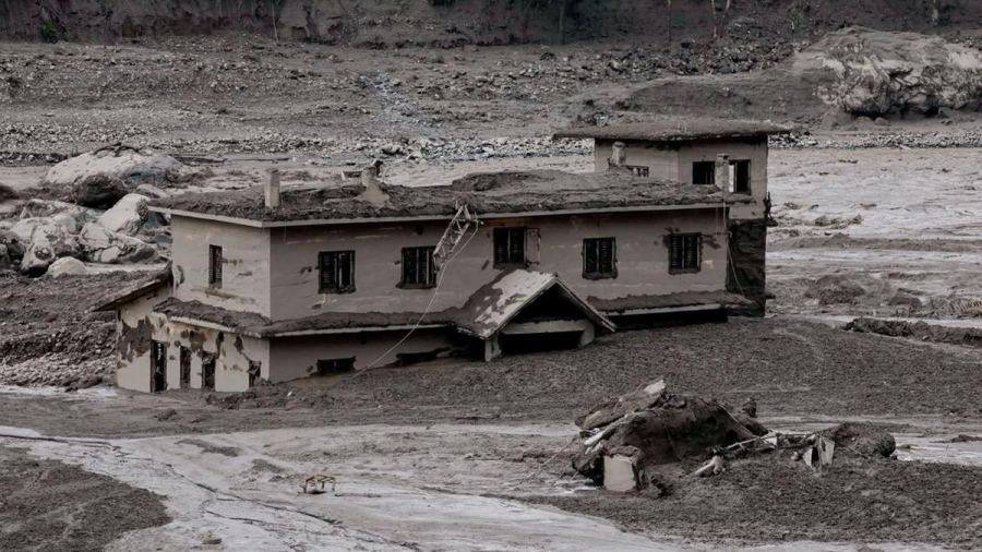 165 Orang Tewas & 1.384 Hilang Imbas Banjir Bandang di Nepal-Tibet