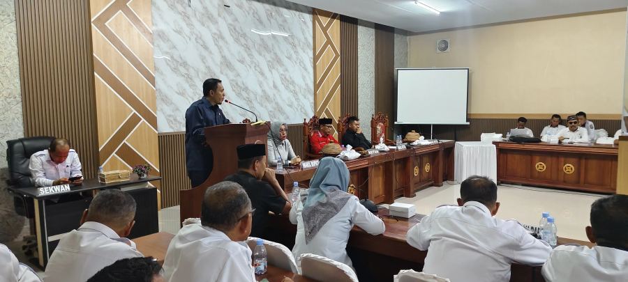 Gabungan Komisi DPRD Wakatobi Setujui Rancangan Perubahan KUA-PPAS 2026 | LPP RRI