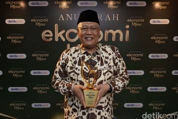 UT Raih Anugerah Ekonomi Hijau, Rektor: Kampus yang Datang ke Mahasiswa