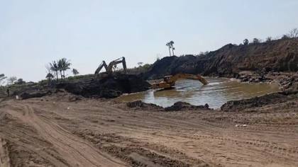 Kades Kalukubodo Tak Beri Izin Tambang, Warga Takut Longsor Ancam Permukiman
