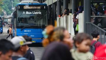 TransJ Setop Sementara Lift dan Eskalator Halte Dampak Abu Anak Krakatau