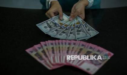 Rupiah Melemah ke Rp 17.646 per Dolar AS, Sementara Cadangan Devisa Naik