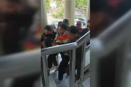 Hukum sepekan, pemberantasan korupsi hingga karhutla