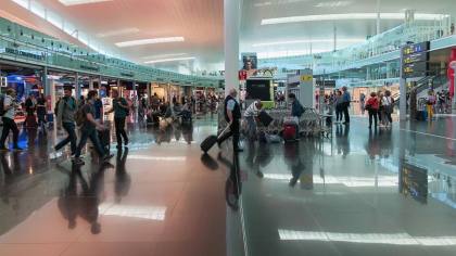Bukan Dubai atau Changi, Bandara Terbaik di Dunia 2026 Ada di Spanyol