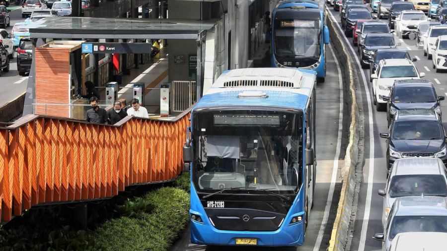 Layanan Transjakarta Kembali Normal, Rute Non-BRT Masih Disesuaikan