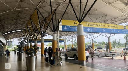 Gagal Terbang Efek Anak Krakatau, Penumpang di Bandara Jambi Memilih Bertahan