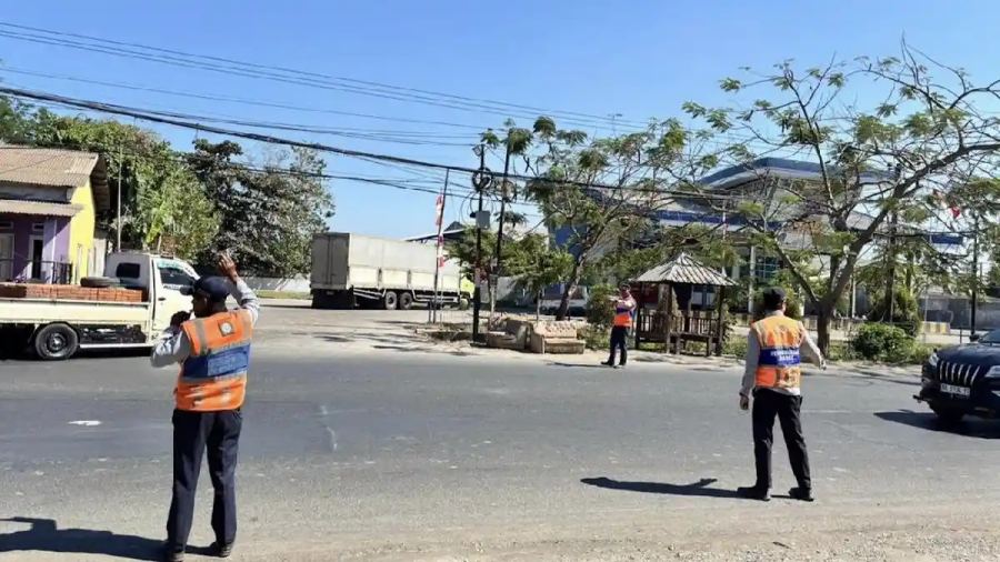 Parkir Liar Ganggu Akses UPPKB Pallangga, BPTD Imbau Pengendara Pindahkan Kendaraan