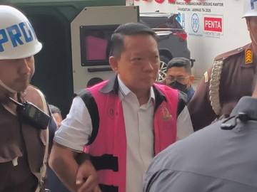 Membisu Eks Jampidsus Febrie Adriansyah saat Diperiksa Terkait TPPU