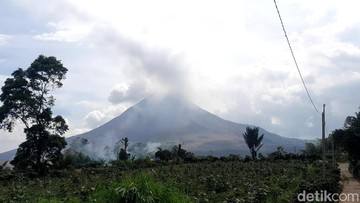 Penjelasan Badan Geologi Sebut Gunung di RI Erupsi Bersamaan Bukan Hal Aneh