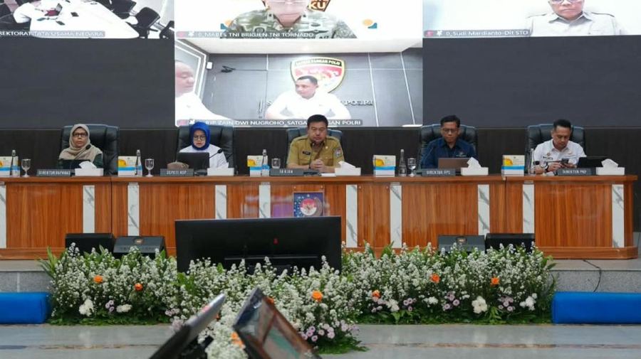 Sekjen Kemendagri Minta Pemda Jaga Stabilitas Harga Acuan
