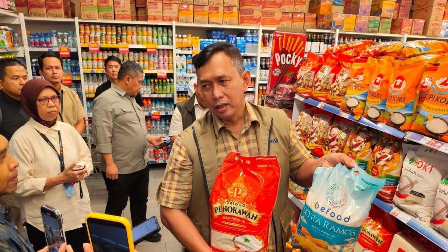 Stok Beras Bulog 4,9 Juta Ton, Siap Digelontorkan untuk Jaga Harga