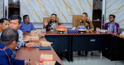 Perkuat Infrastruktur Kelistrikan, Pemkab Butong Tengah-PLN Komitmen Alirkan Energi ke Pelosok
