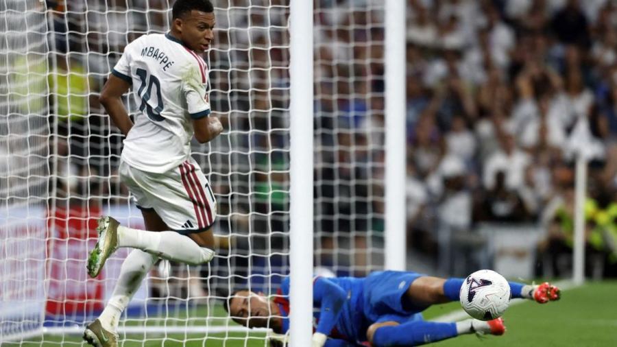 FOTO: Debut Berat Emil Audero Lawan Real Madrid