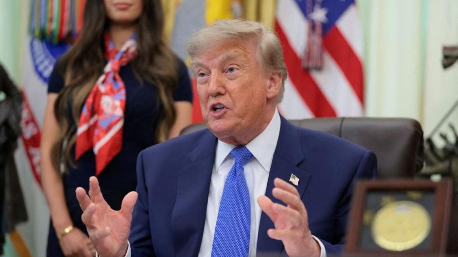 Trump Tangguhkan Pengajuan Visa Imigran Seluruh Dunia, Ini Alasannya