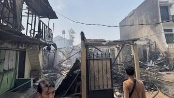 Cerita Korban Kebakaran Duren Sawit Jaktim, Sempat Dengar Ledakan