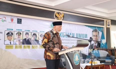 Bonus Demografi dan AI Jadi Tantangan, Daerah Diminta Perkuat Pembinaan SDM