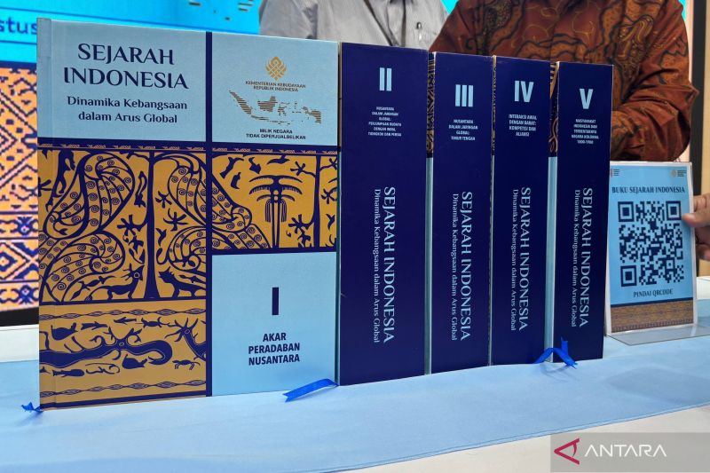 Cara mengakses lima jilid buku Sejarah Indonesia 