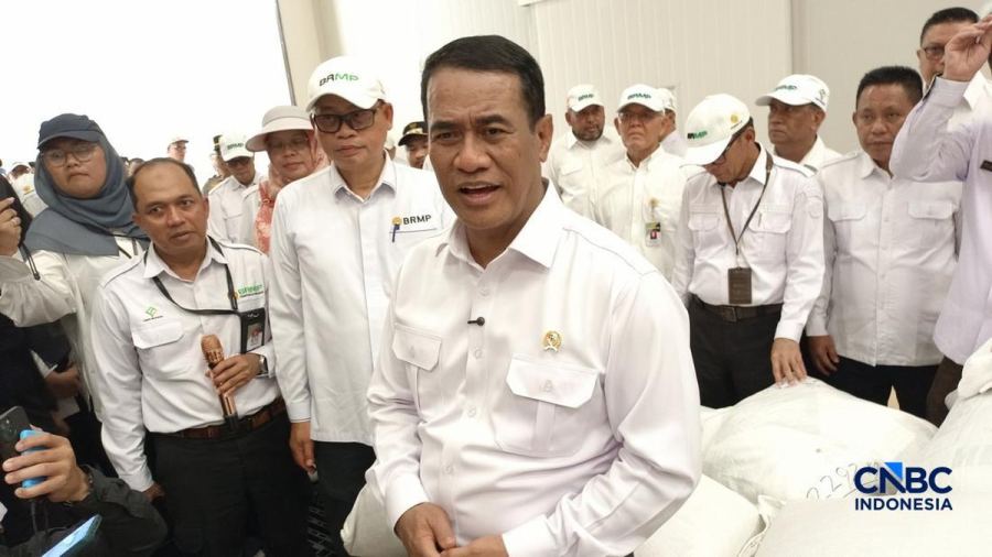 Amran Blusukan ke Pusat Padi Terbesar se-ASEAN di Subang