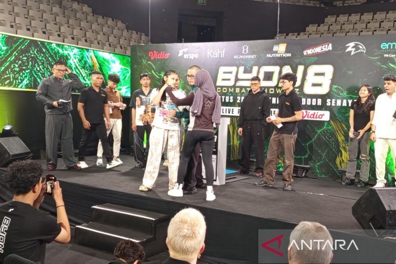 Winona Karamoy nilai olahraga kombat penting untuk perempuan