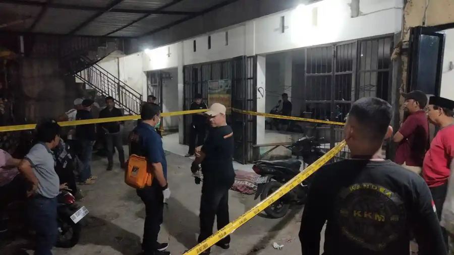 BREAKING NEWS: Pria Tanpa Identitas Tewas Ditikam di Pasar Terong Makassar