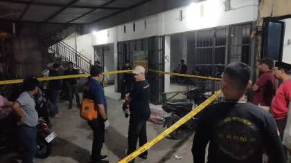 BREAKING NEWS: Pria Tanpa Identitas Tewas Ditikam di Pasar Terong Makassar