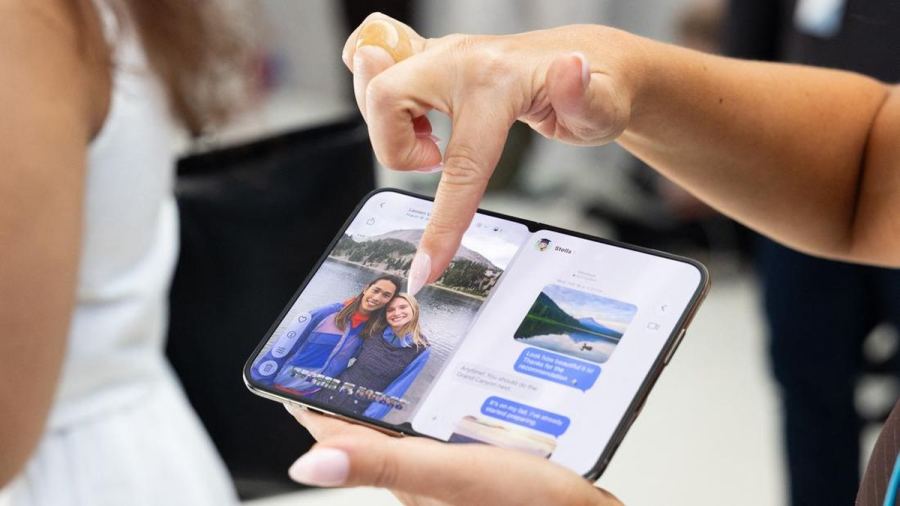 Mengenal Sederet Fitur iPhone Duo, HP Lipat Pertama Apple