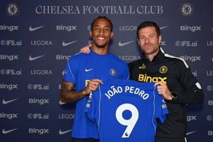 Chelsea resmi perpanjang kontrak Joao Pedro hingga 2034