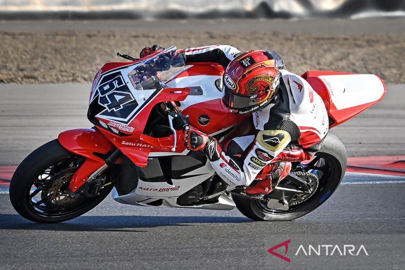 Mario Aji finis ke-24 pada Moto2 Aragon