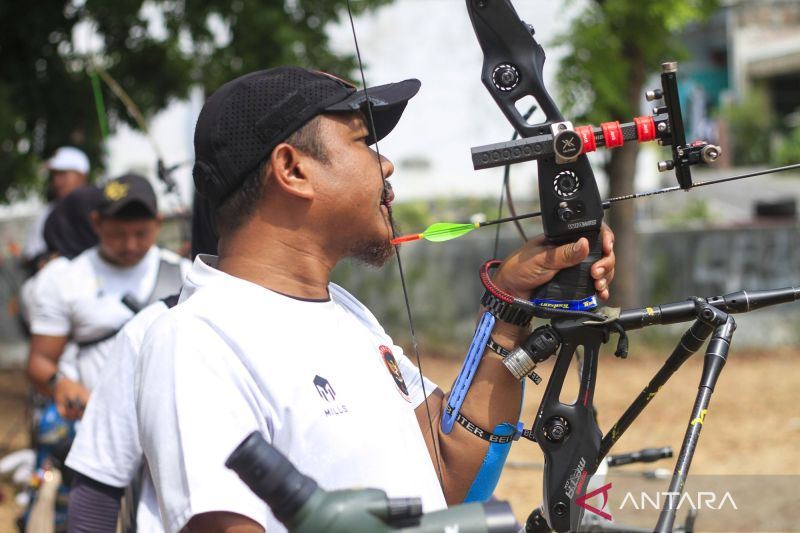 Kholidin/Noviera melaju ke final para panahan Asian Para Games 2026