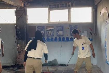 Kebakaran sekolah di Kembangan Jakbar diduga akibat ledakan AC