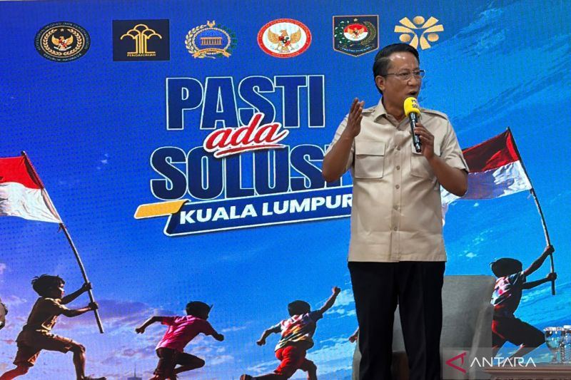 Ke media Malaysia, Menkum jelaskan RI bahu-membahu padamkan karhutla