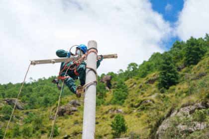 Pasokan listrik pulih di kawasan inti Pelabuhan Gyirong, Xizang