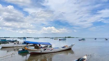 Nelayan Bajoe Bone Tetap Melaut Cuaca Buruk, Diding: Harus Menantang Maut Demi Makan