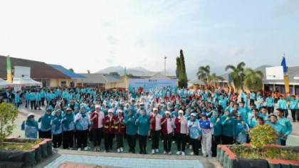 Kunjungi SMAN 2 Kota Ternate, Ketum TP PKK Tri Tito Karnavian Tekankan Pentingnya Hidup Sehat