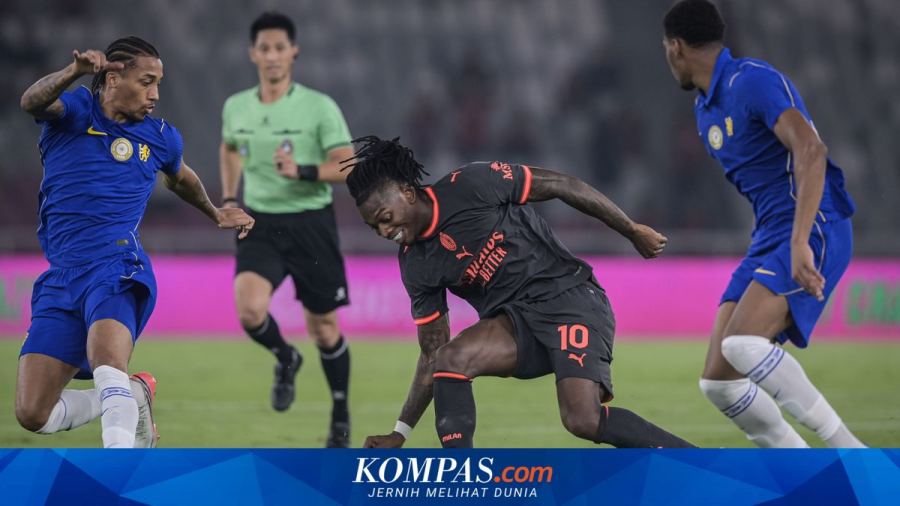 Rafael Leao Kembali Dikaitkan AS Roma, Potensi Barter dengan Soule
