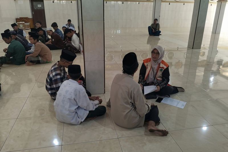 Pemkab Sidoarjo dampingi santri pascainsiden dugaan keracunan