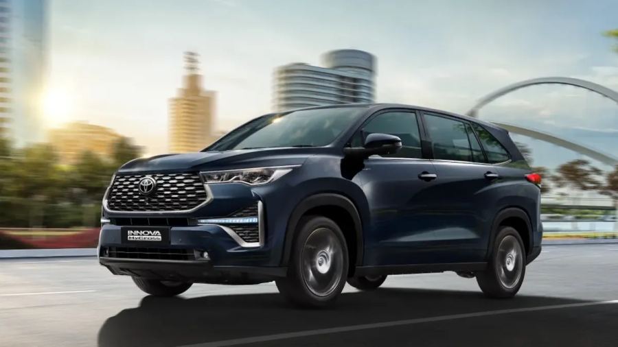 Kembaran Zenix di India, Innova Hycross Dapat Facelift Mirip Hilux