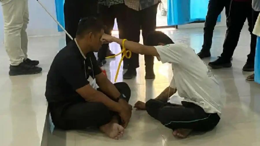 Reka Ulang Kasus Suami Bunuh Istri di Ranomeeto Konawe Selatan, Tersangka Peragakan 27 Adegan