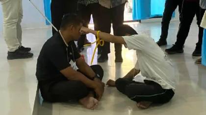 Reka Ulang Kasus Suami Bunuh Istri di Ranomeeto Konawe Selatan, Tersangka Peragakan 27 Adegan