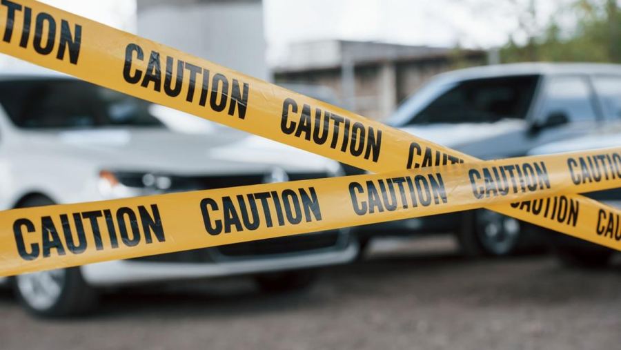 Mobil Ugal-Ugalan Hantam Trotoar Depan Sekolah, 6 Siswa Jadi Korban