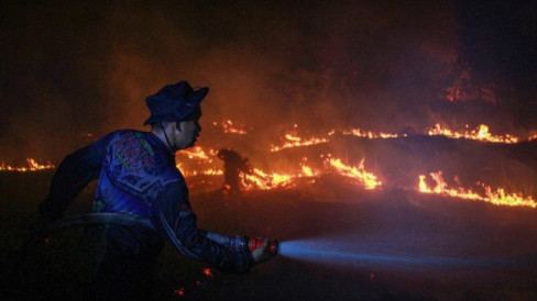 BNPB Minta Warga Cek Indeks Standar Pencemaran Udara di di Kalimantan dan Sumatera
