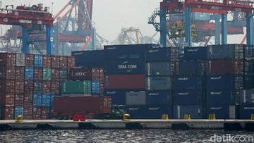 Neraca Perdagangan RI Surplus US$ 120 Juta
