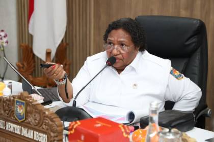 Kemendagri tegaskan pendefinisian ulang OAP sebagai hoaks