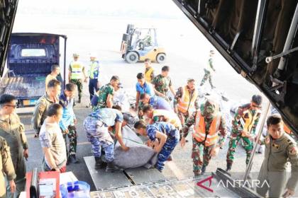 Kemenhan kirim tangki air lipat untuk penanganan karhutla Kalsel