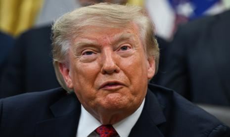 Trump Marah Ditanya Apakah Ia Telah Kesampingkan Opsi Bom Nuklir untuk Iran