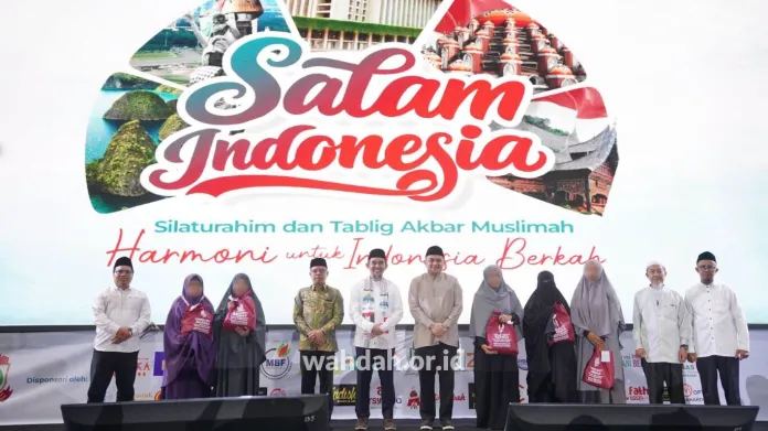 Wahdah Islamiyah Dukung Program Pemerintah Kota Makassar Lewat Gerakan Pemilahan Sampah di Event Akbar “Salam Indonesia”