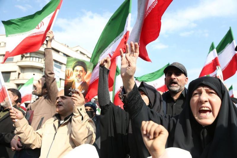Pemimpin tertinggi Iran serukan persatuan Muslim hadapi "musuh sejati"