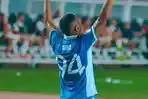 Uilliam Barros Absen Bela Persib Bandung di Play-off ACL Two, Cosplay Suporter Pangeran Biru