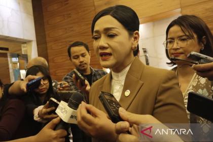 OJK segera keluarkan peraturan Bursa Mineral Komoditas Strategis