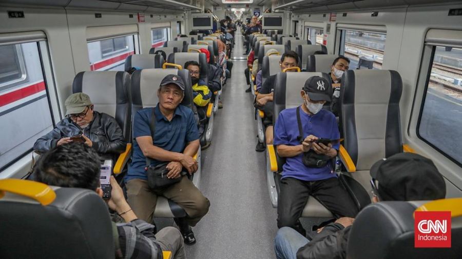 FOTO: Kereta Bandara Gantikan KRL Jakarta Kota-Tanjung Priok